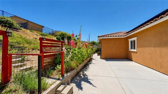 41630 Port, Palmdale, CA 93551