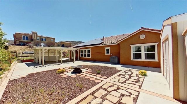 41630 Port, Palmdale, CA 93551