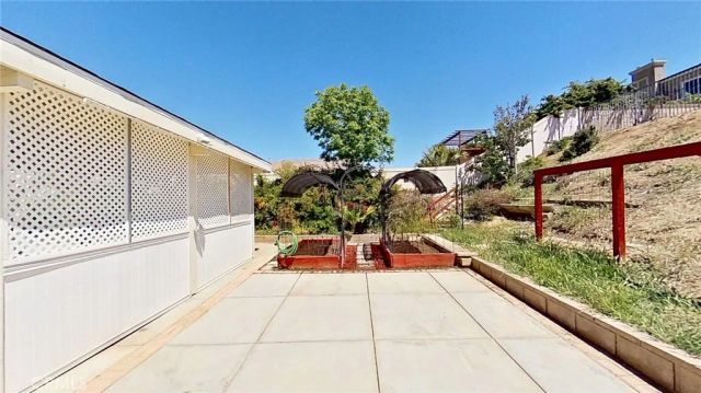 41630 Port, Palmdale, CA 93551