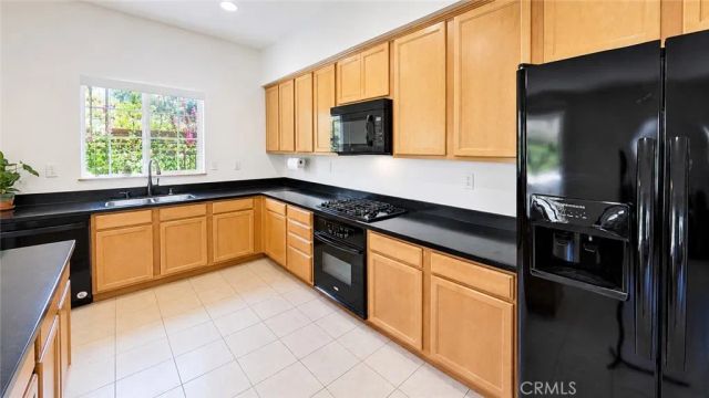 41630 Port, Palmdale, CA 93551
