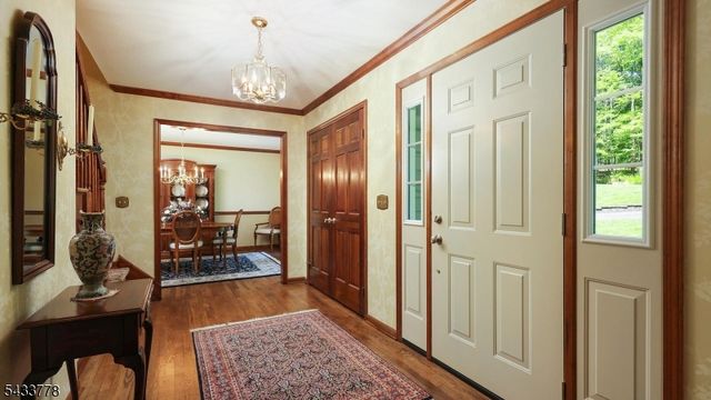 6 Deerwood Trl, Warren Twp., NJ 07059