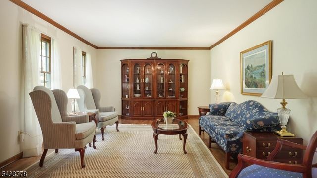 6 Deerwood Trl, Warren Twp., NJ 07059