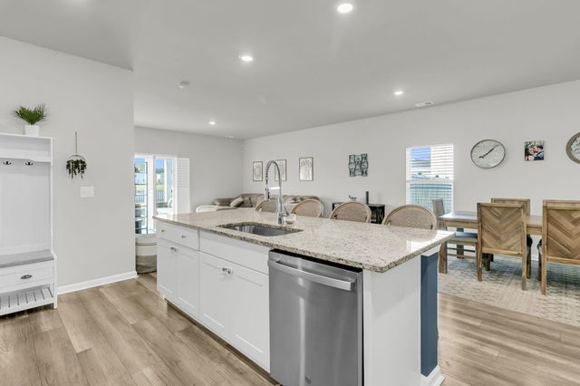 548 Spanish Wells Road, Summerville, SC 29486
