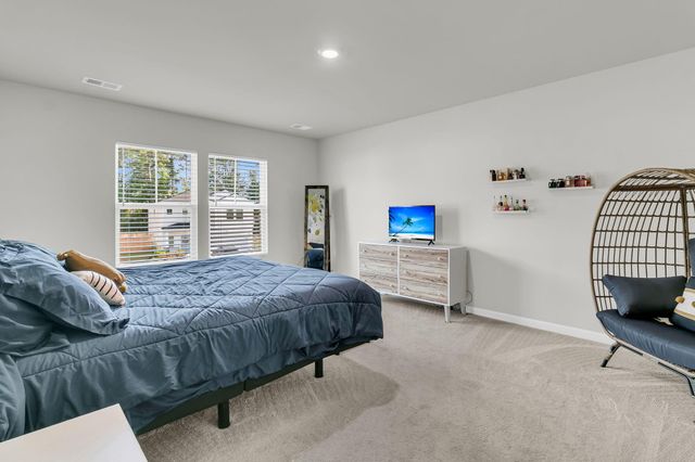 548 Spanish Wells Road, Summerville, SC 29486