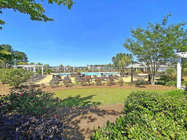548 Spanish Wells Road, Summerville, SC 29486