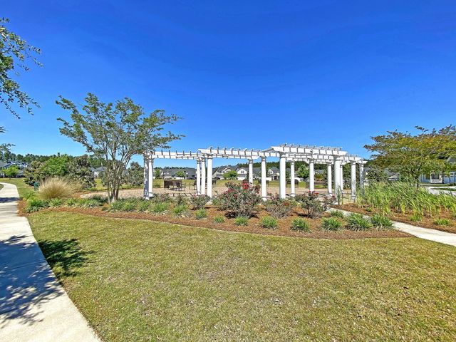 548 Spanish Wells Road, Summerville, SC 29486