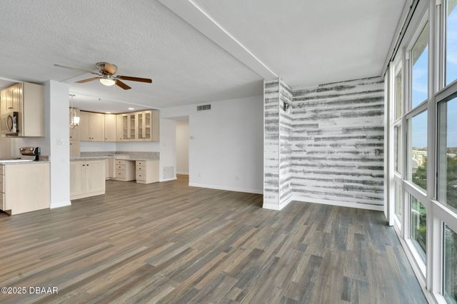 1224 S Peninsula Dr Apt 621, Daytona Beach, FL 32118