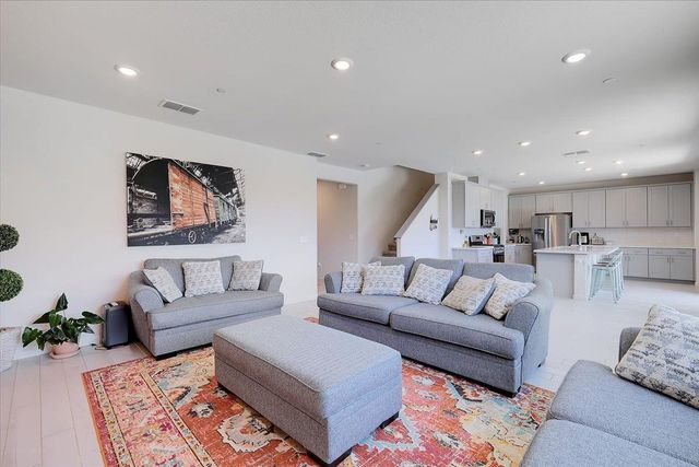 794 Berryessa Way, Olivehurst, CA 95961