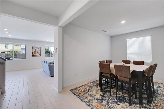 794 Berryessa Way, Olivehurst, CA 95961