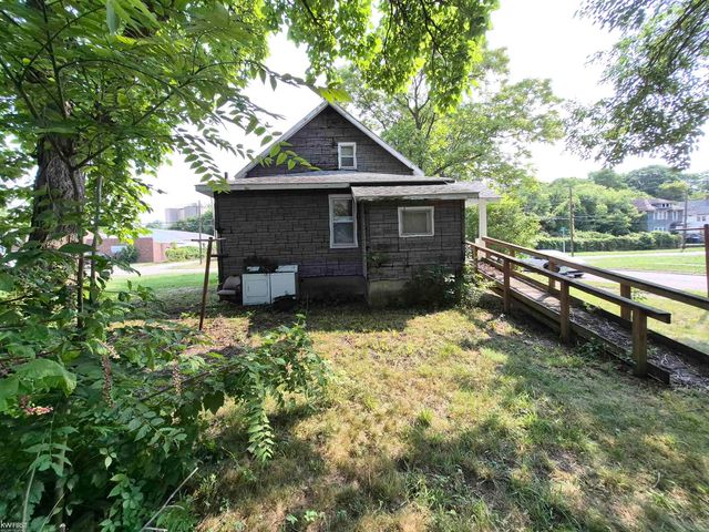 662 Hall Street, Flint, MI 48503