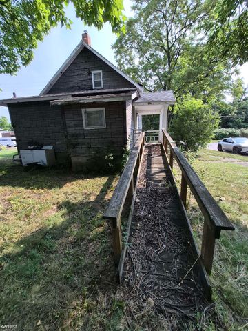 662 Hall Street, Flint, MI 48503