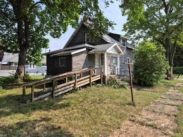 662 Hall Street, Flint, MI 48503