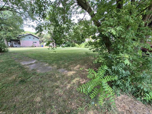 662 Hall Street, Flint, MI 48503