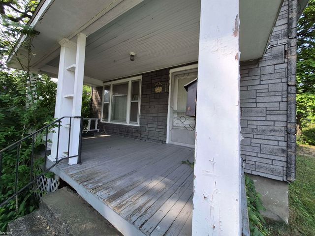 662 Hall Street, Flint, MI 48503