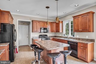 7030 KENDALE DR, Harrisburg, PA 17111