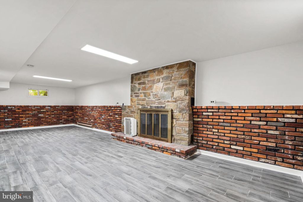 4810 BLACKFOOT RD, College Park, MD 20740