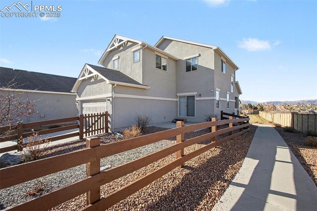 6582 Cheyenne Autumn Way, Colorado Springs, CO 80923