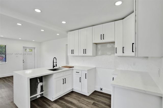 733 NW 15th Ter, Fort Lauderdale, FL 33311