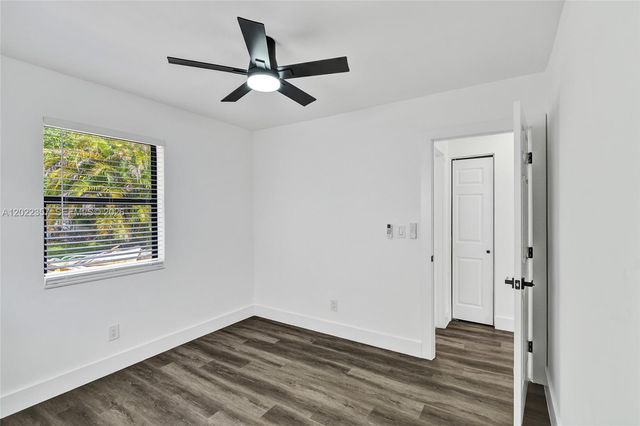 733 NW 15th Ter, Fort Lauderdale, FL 33311