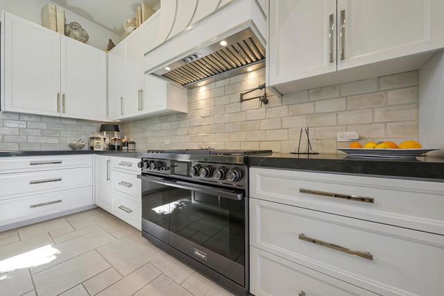 80310 Torreon Way, La Quinta, CA 92253