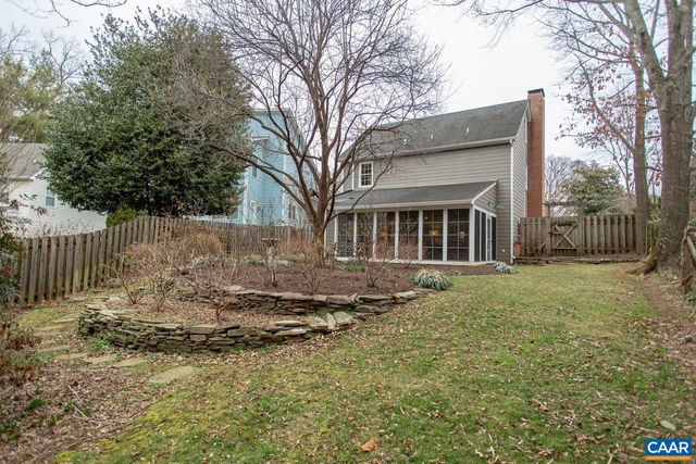 1107 RUGBY RD, Charlottesville, VA 22903