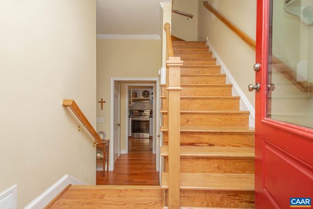 1107 RUGBY RD, Charlottesville, VA 22903