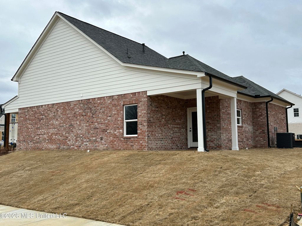 6089 E River Birch Road, Walls, MS 38680 — photo 2