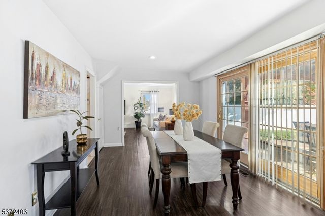 7 Concord Dr, Franklin Twp., NJ 08873