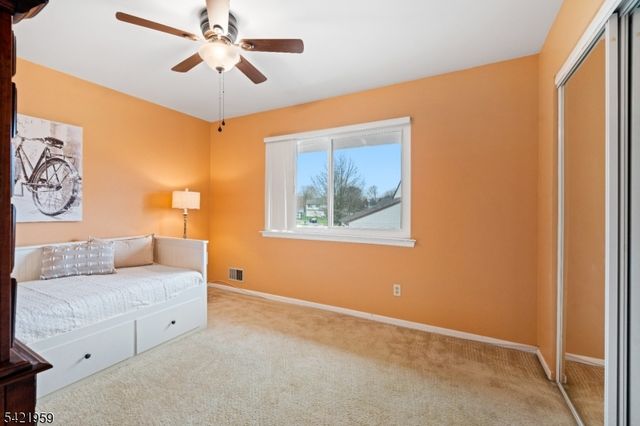 16 Ditmars Cir, Hillsborough Twp., NJ 08844