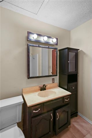 918 W 5th Street, Mcgregor, TX 76657