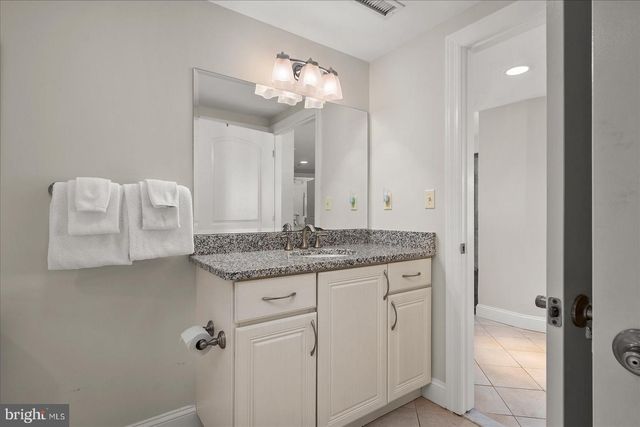 2 15TH ST #505, Ocean City, MD 21842