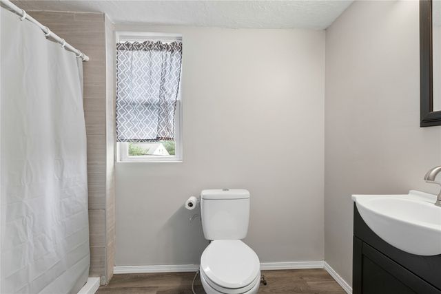 2048 MARMON Drive, Erie, PA 16509
