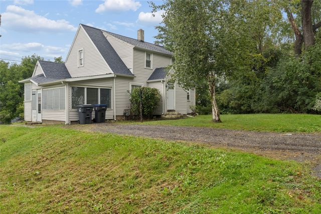 2048 MARMON Drive, Erie, PA 16509