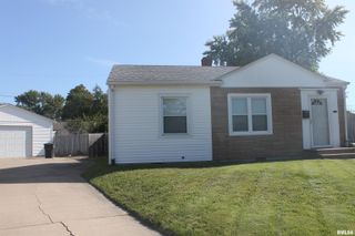 3213 24 1/2 Street Court, Rock Island, IL 61201