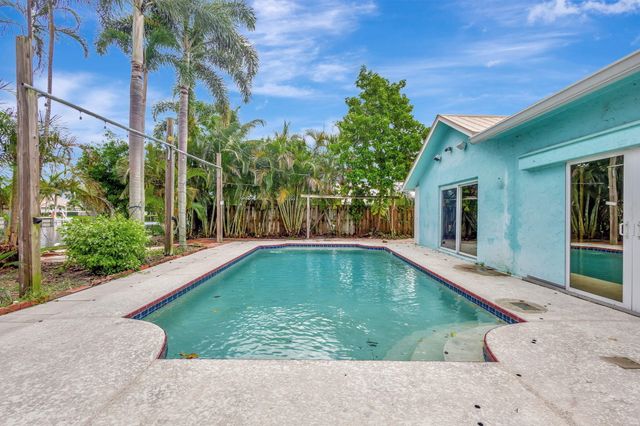 1402 Cormorant Road, Delray Beach, FL 33444