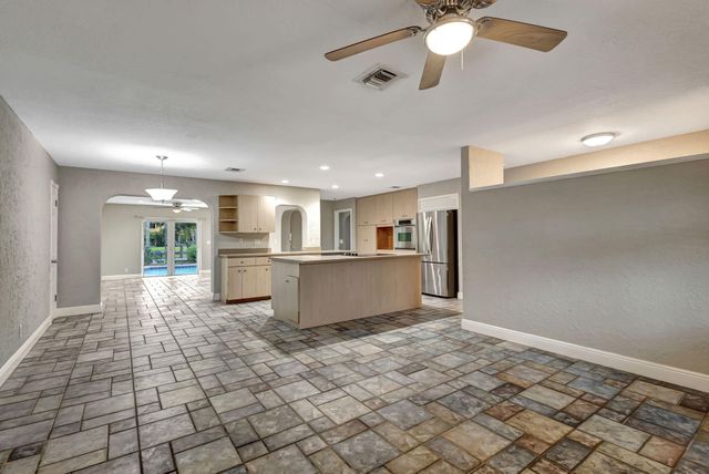 1402 Cormorant Road, Delray Beach, FL 33444