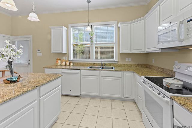 9923 Keanland Ct, Baton Rouge, LA 70810