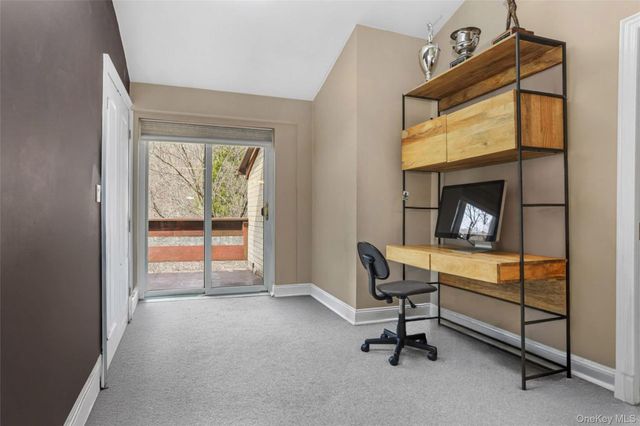 368 N Greeley Avenue, Chappaqua, NY 10514