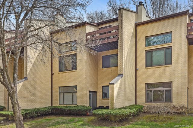 368 N Greeley Avenue, Chappaqua, NY 10514