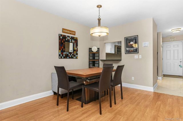 368 N Greeley Avenue, Chappaqua, NY 10514