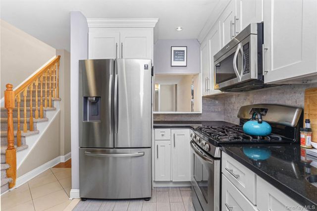 368 N Greeley Avenue, Chappaqua, NY 10514