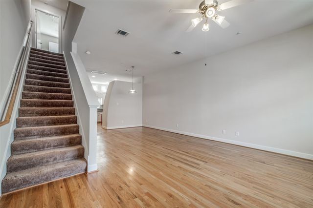 2710 Hullsmith Drive 401, Houston, TX 77063