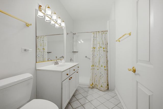 1500 S Ardmore Avenue 611, Villa Park, IL 60181
