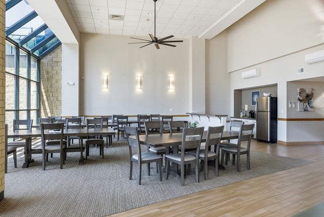 1500 S Ardmore Avenue 611, Villa Park, IL 60181