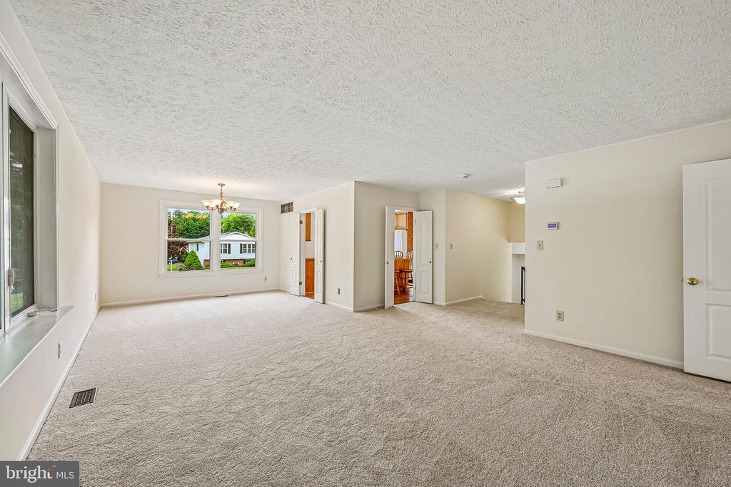 Image 12 of property listing at 513 NORMANDY LN, Bel Air, MD 21015