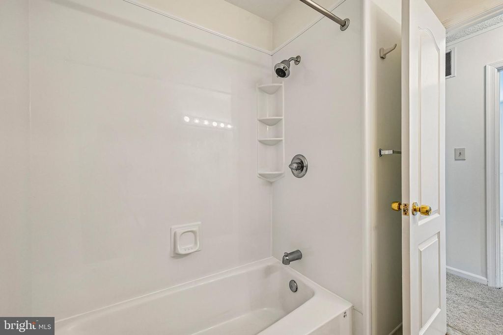 Image 18 of property listing at 513 NORMANDY LN, Bel Air, MD 21015