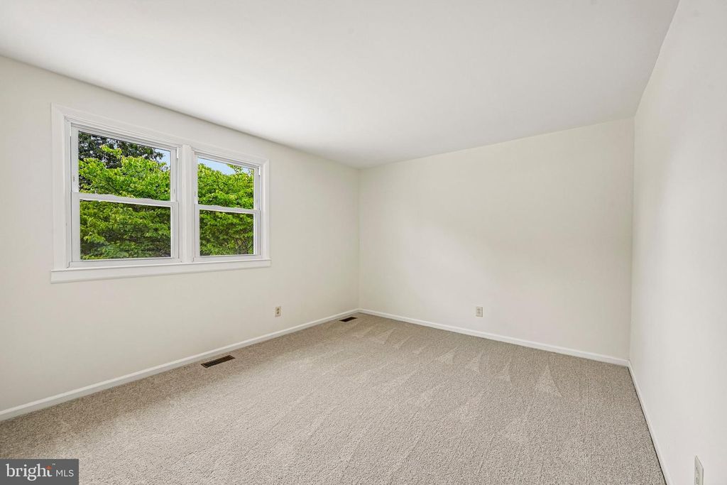 Image 19 of property listing at 513 NORMANDY LN, Bel Air, MD 21015