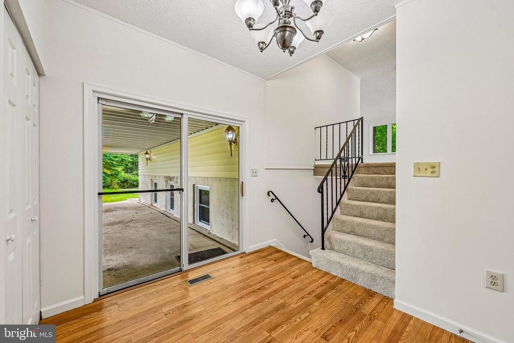 Image 4 of property listing at 513 NORMANDY LN, Bel Air, MD 21015