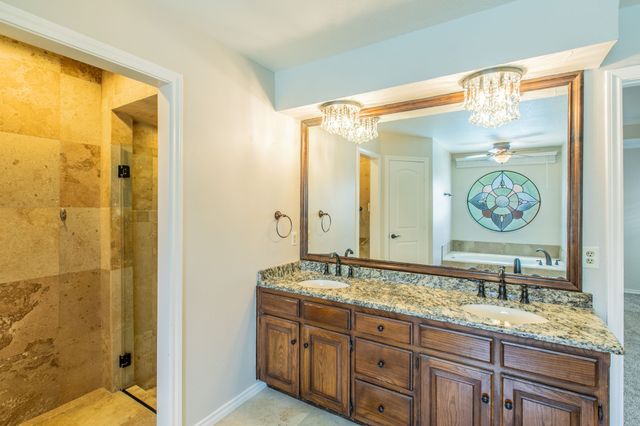 1925 Glenbrook Court, Bedford, TX 76021