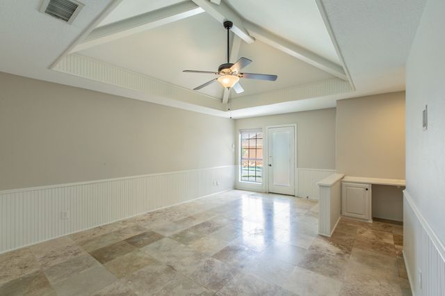 1925 Glenbrook Court, Bedford, TX 76021